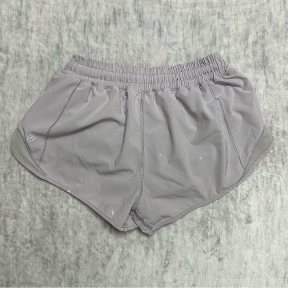 Lululemon Hotty Hot LR 2.5" Shorts - Picture 1 of 2